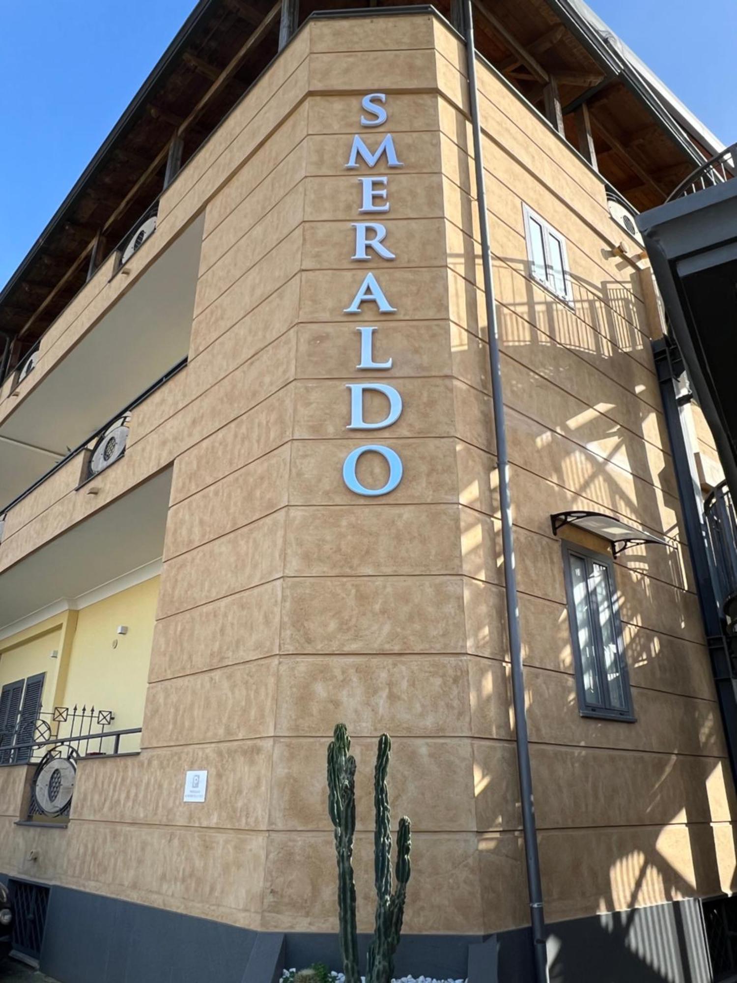 Hotel Smeraldo Qualiano Exterior photo